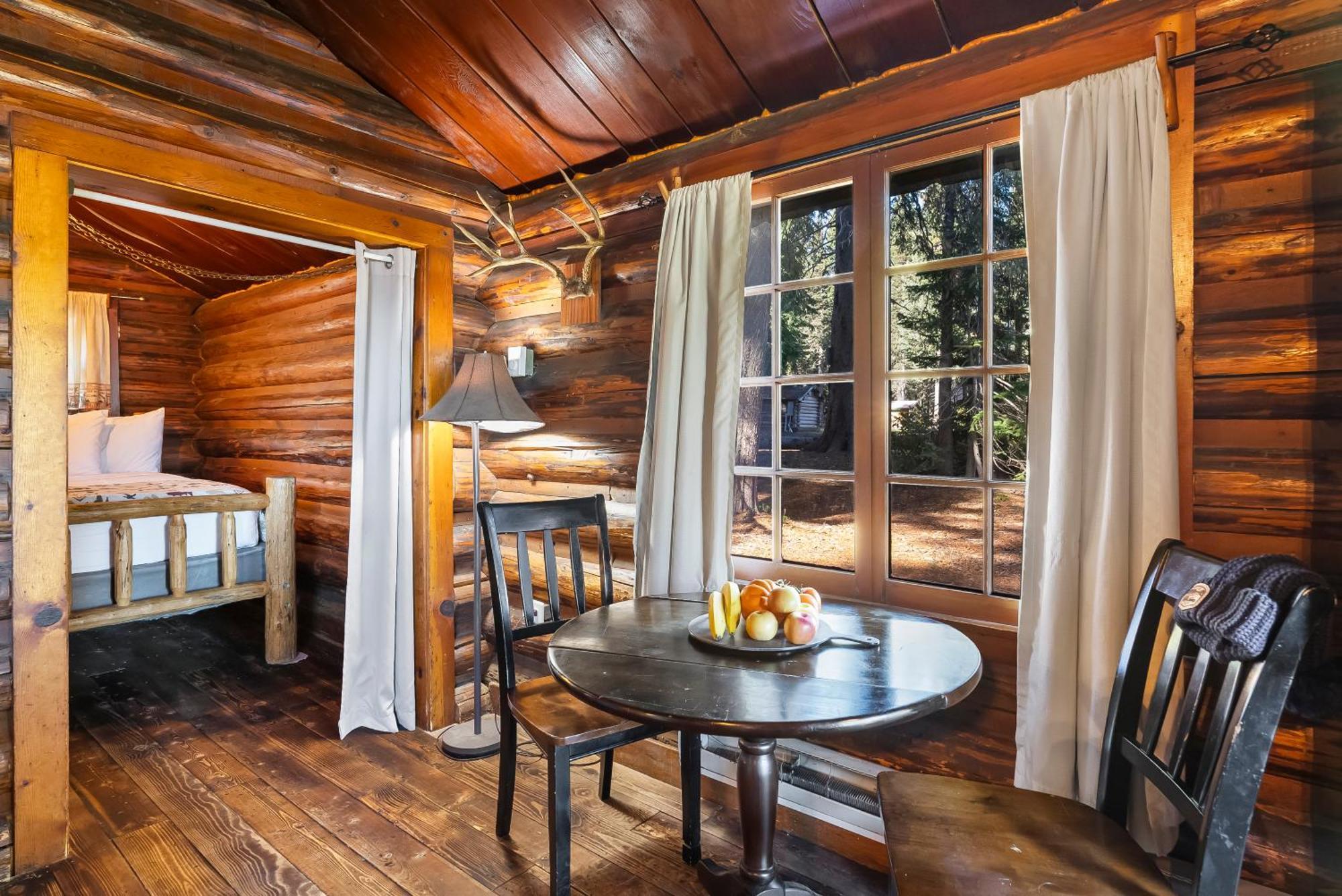 Shelter Cove Resort & Marina Odell Lake Buitenkant foto
