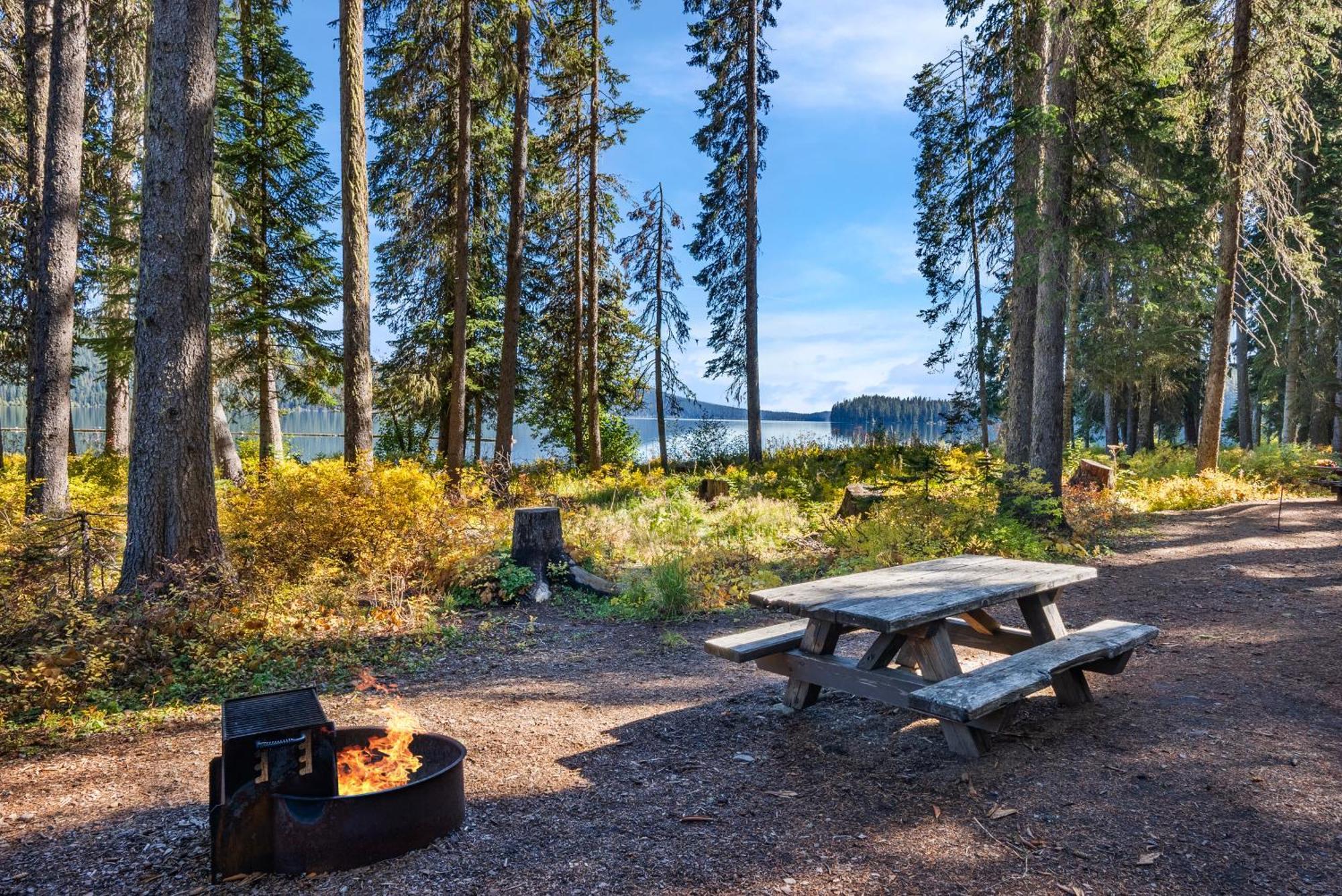 Shelter Cove Resort & Marina Odell Lake Buitenkant foto